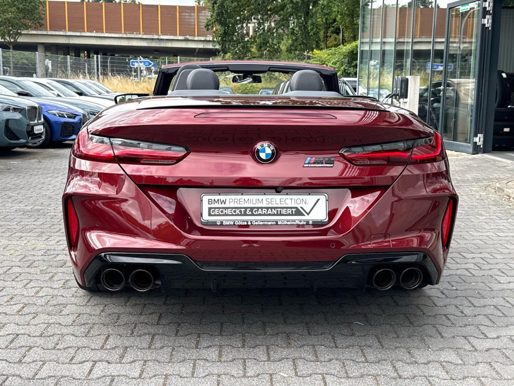 BMW M8