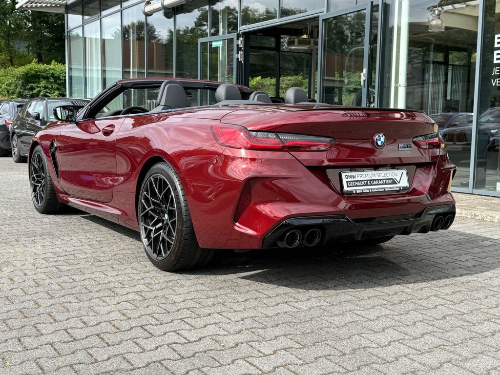 BMW M8