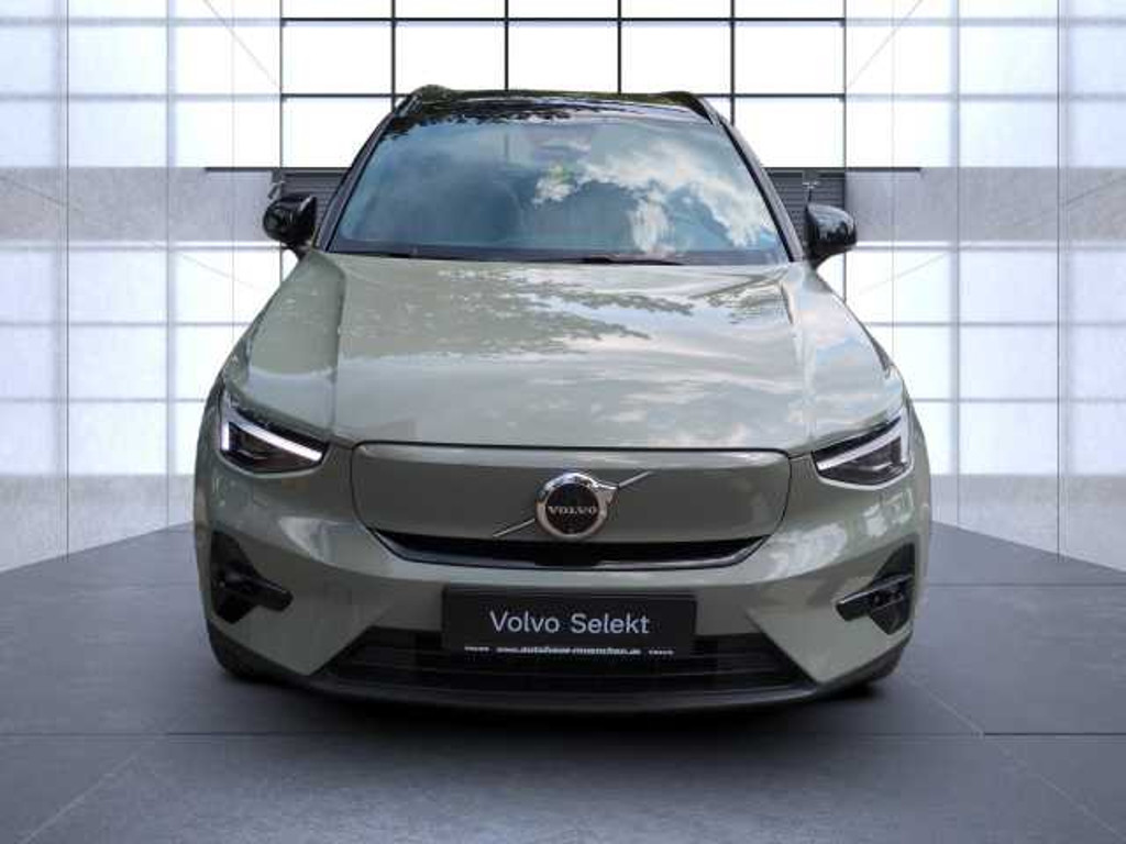 Volvo EX40