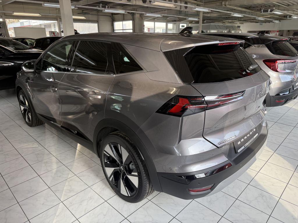 Mitsubishi Grandis