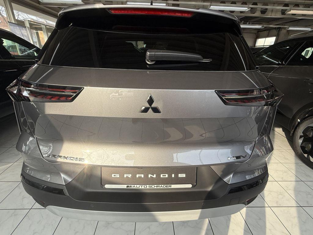Mitsubishi Grandis