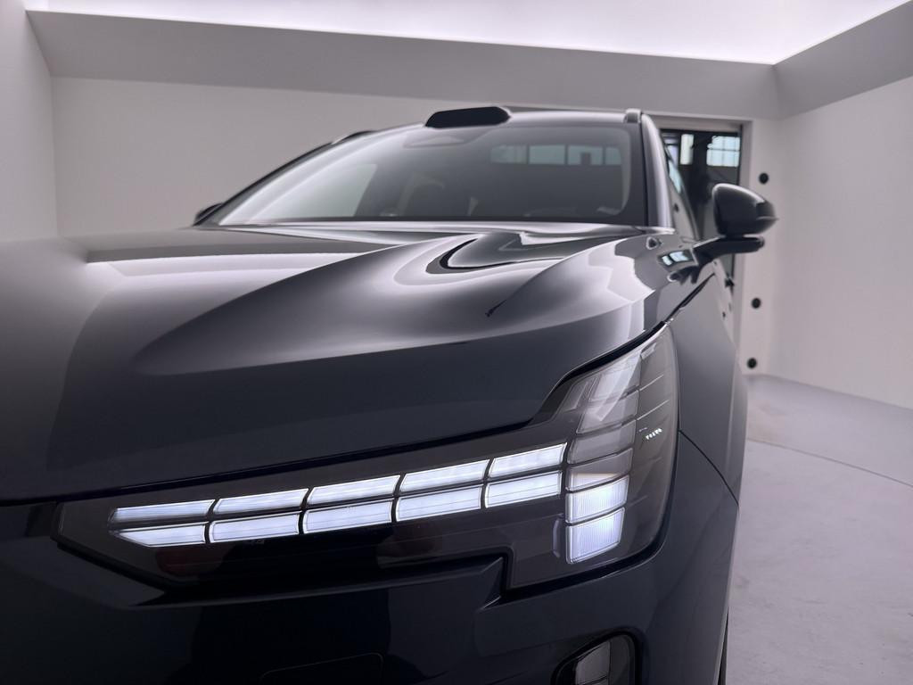 Volvo EX90