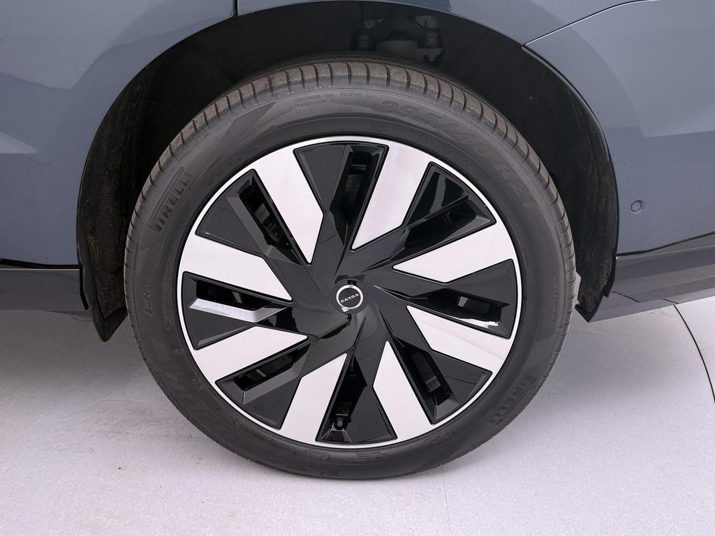 Volvo EX90