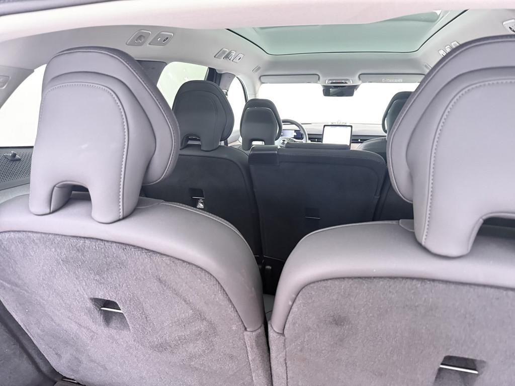 Volvo EX90