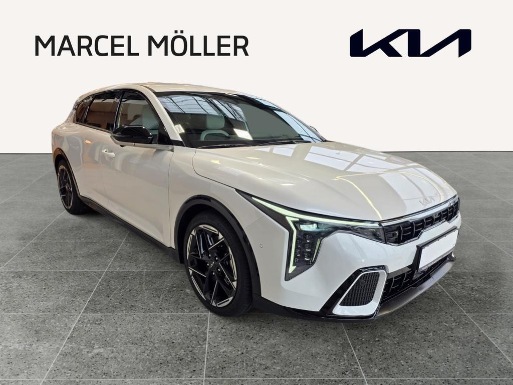 Kia K4