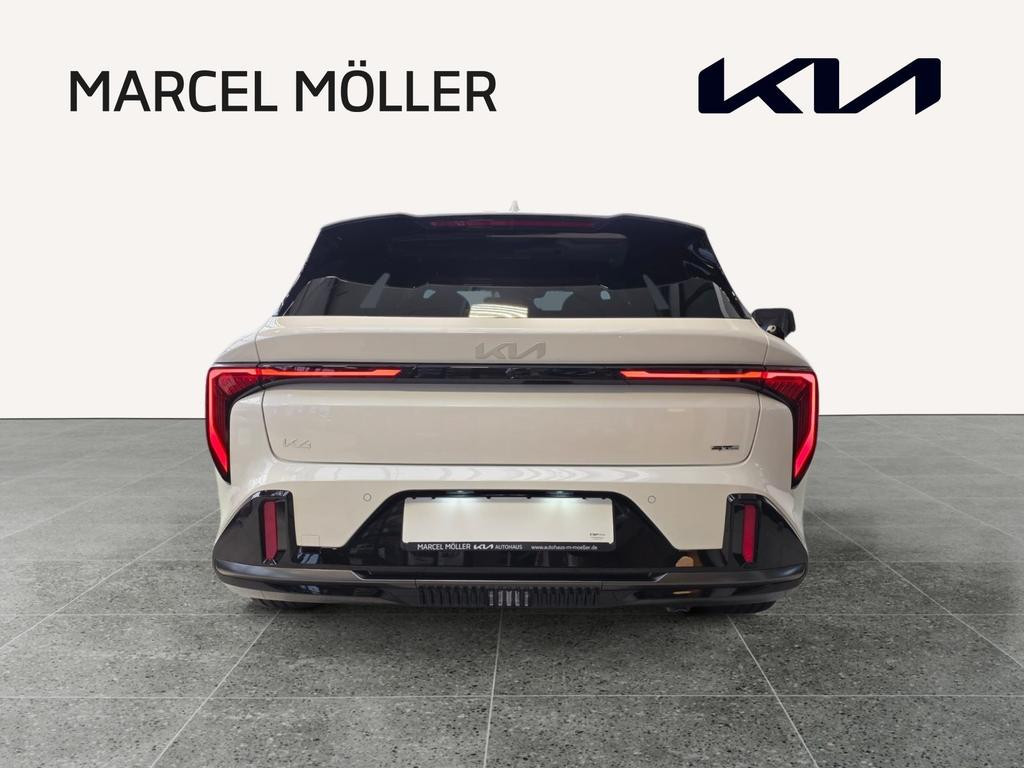 Kia K4