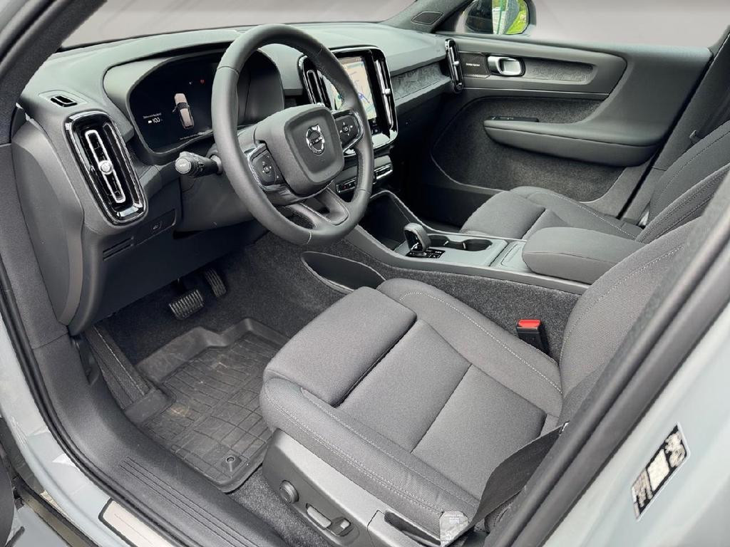 Volvo EX40
