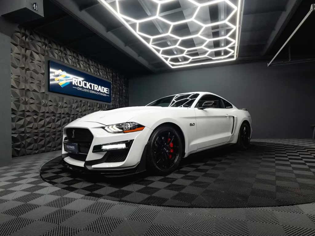 Ford Mustang GT 5.0 V8 Shelby
