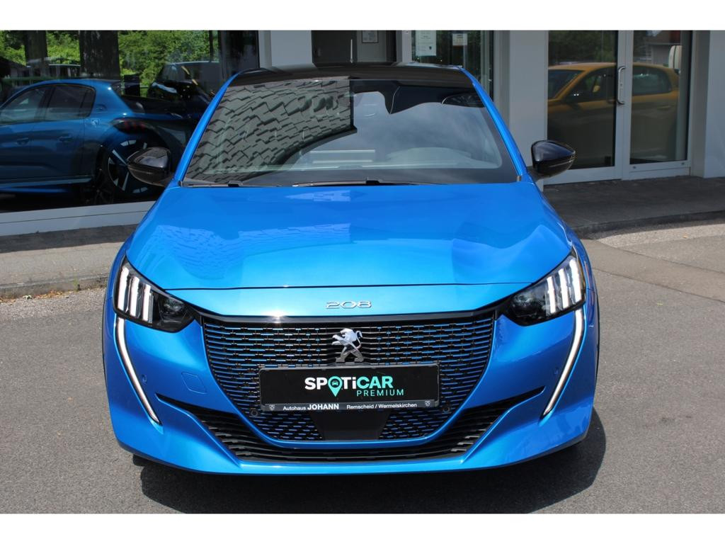 Peugeot e-208