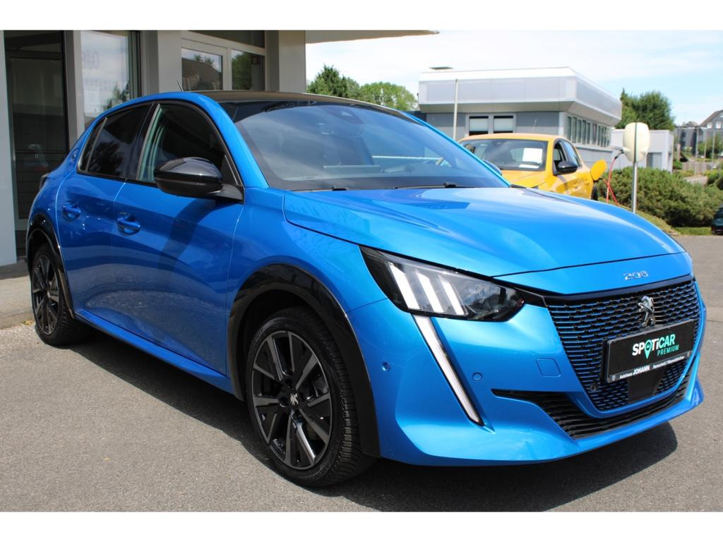 Peugeot e-208
