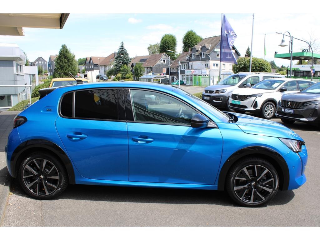 Peugeot e-208