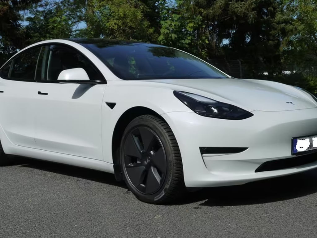 Tesla Model 3 Performance Dual Motor AWD