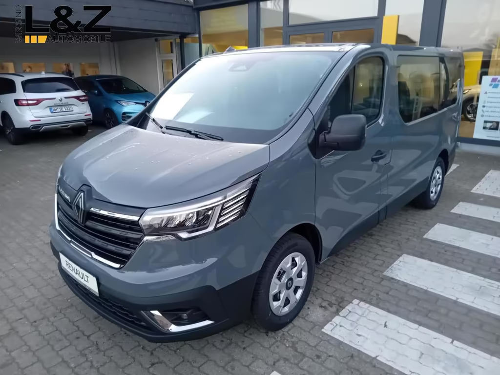 Renault Trafic dCi 150 Blue