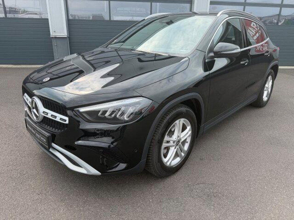 Mercedes-Benz GLA-Klasse GLA 200 LED MBUX Kamera Sitzhzg. Parkpilot AHK..