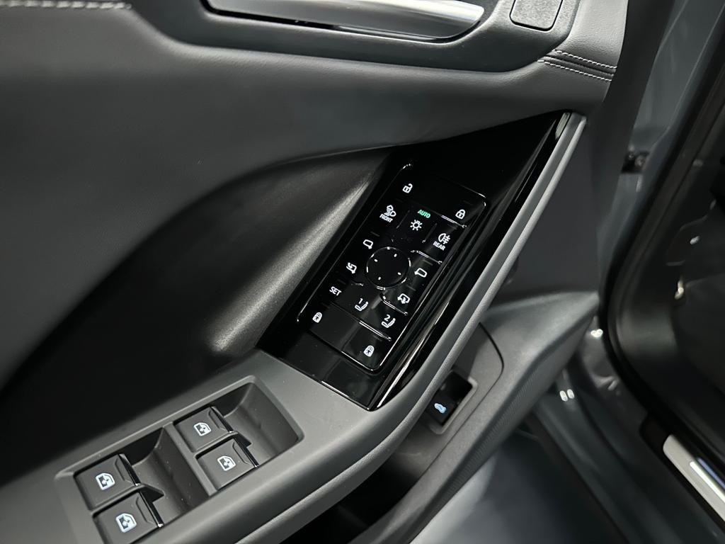 Audi SQ6 e-tron