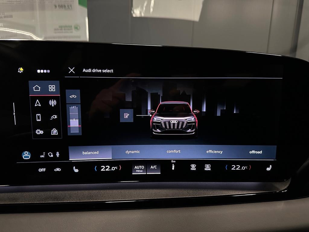 Audi SQ6 e-tron