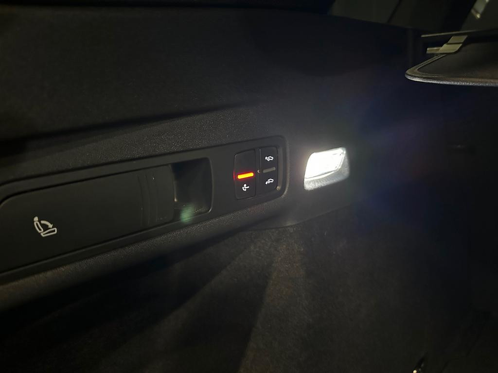 Audi SQ6 e-tron