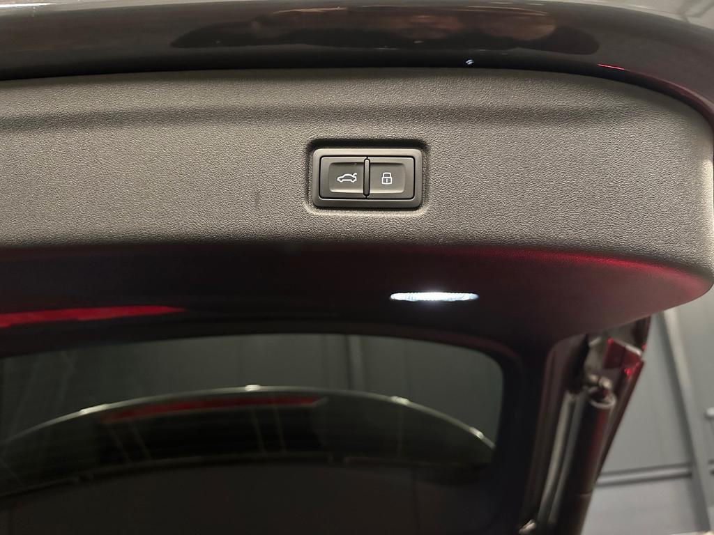 Audi SQ6 e-tron