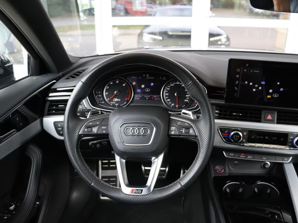 Audi RS4