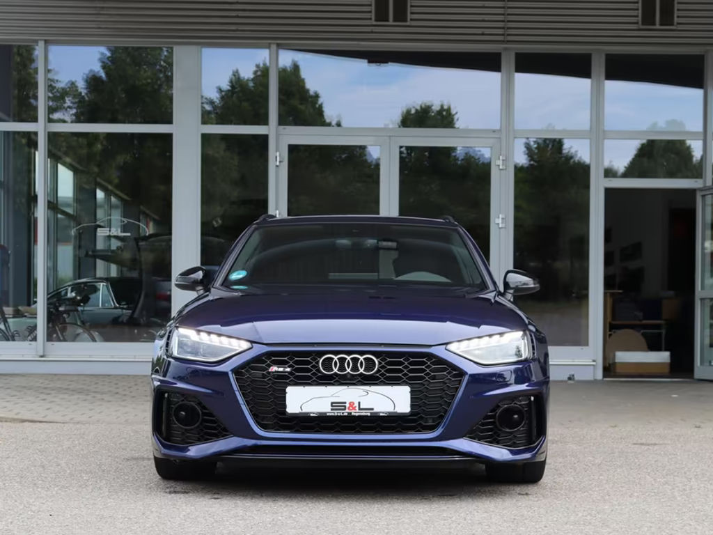 Audi RS4