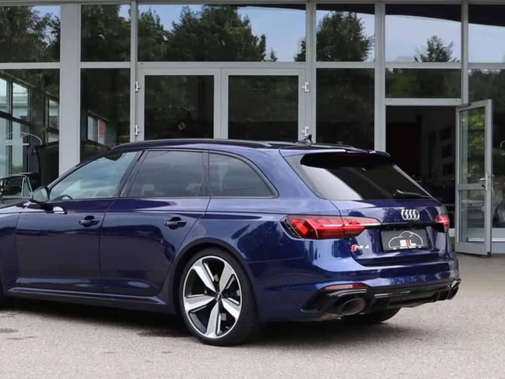 Audi RS4