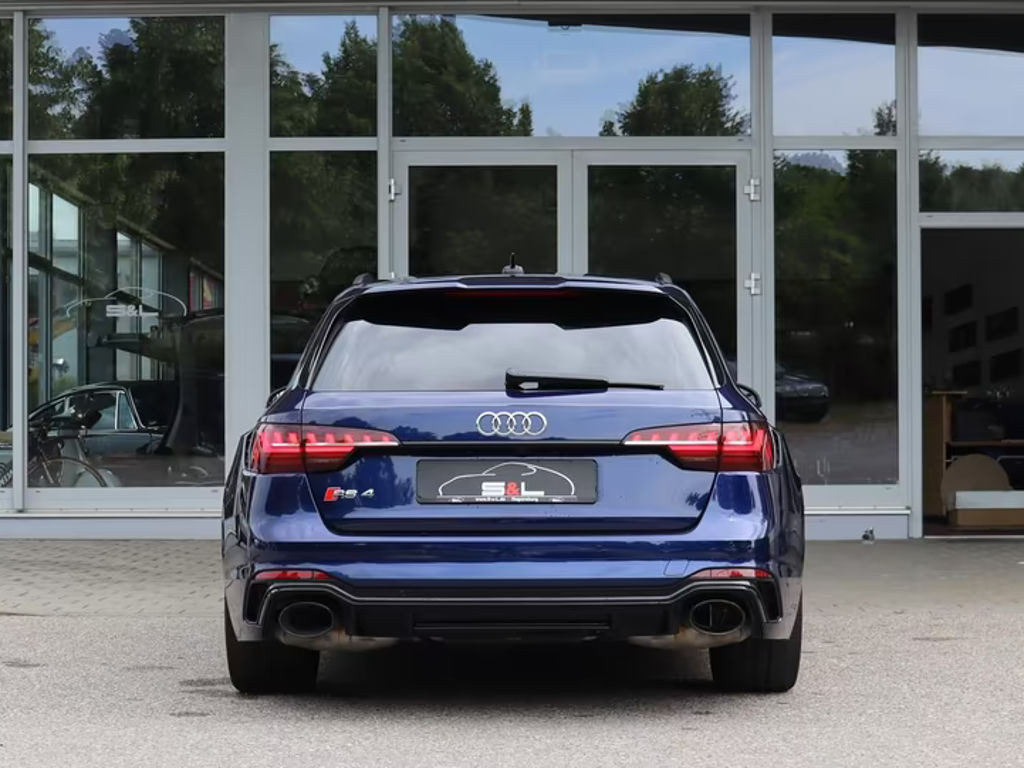 Audi RS4
