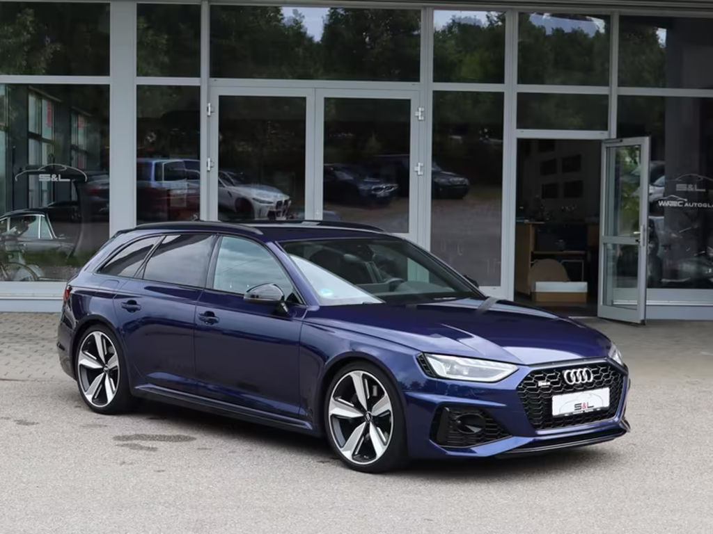 Audi RS4