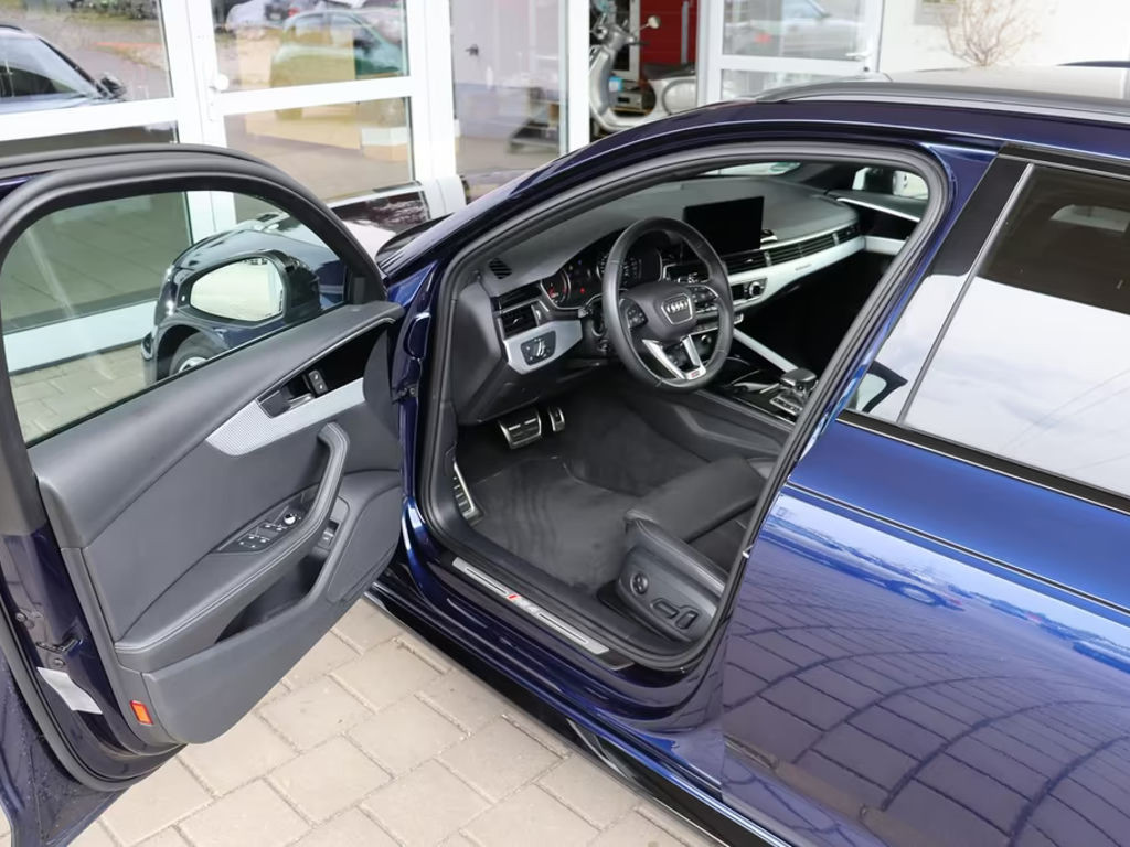 Audi RS4