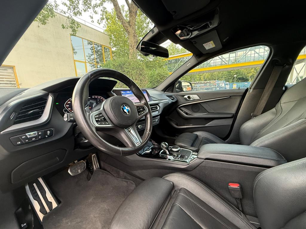 BMW M235