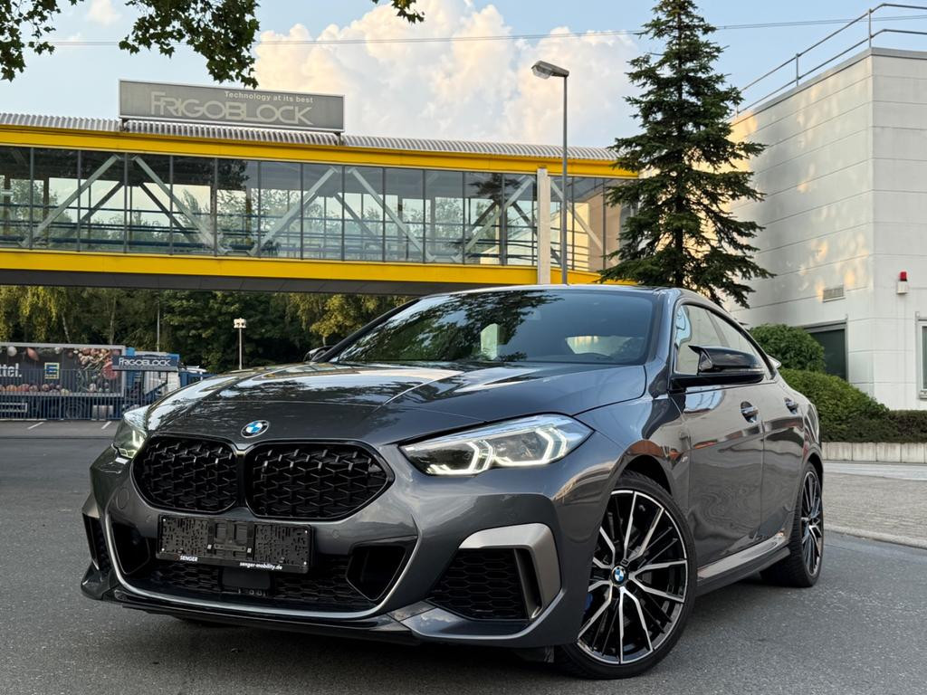 BMW M235