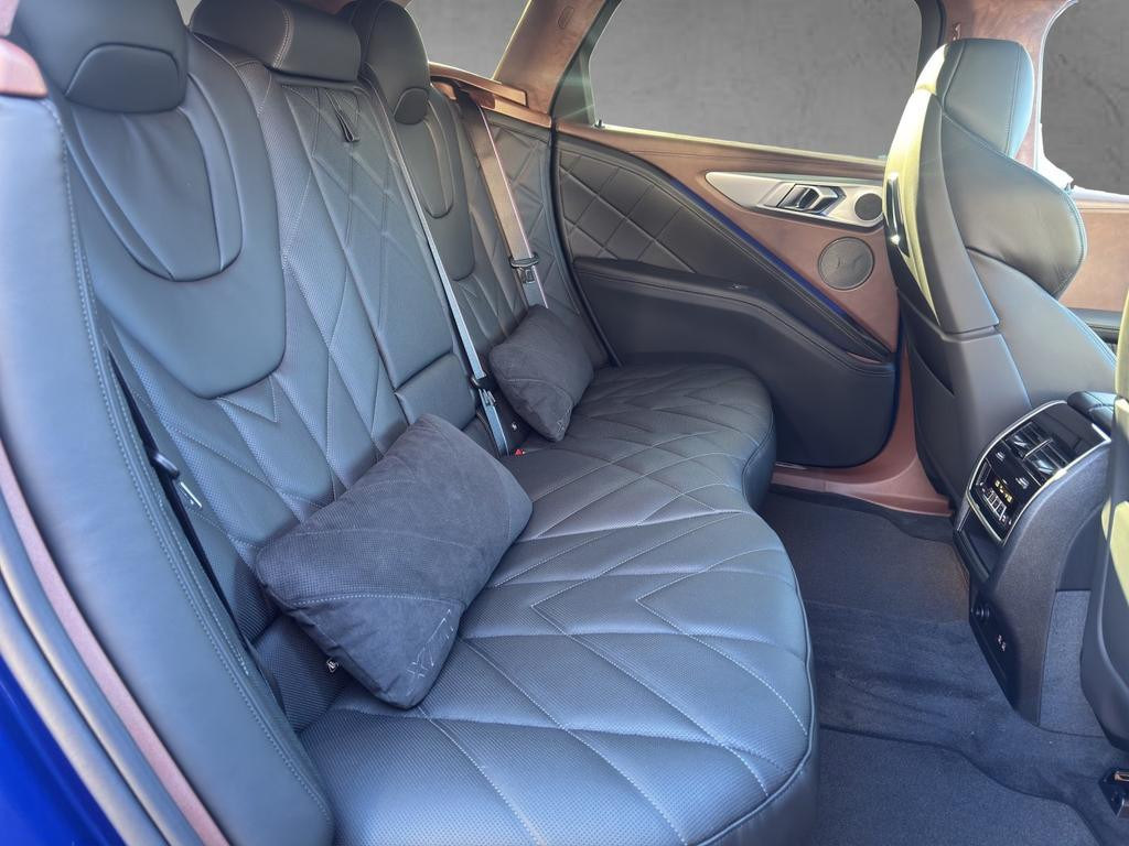 BMW XM