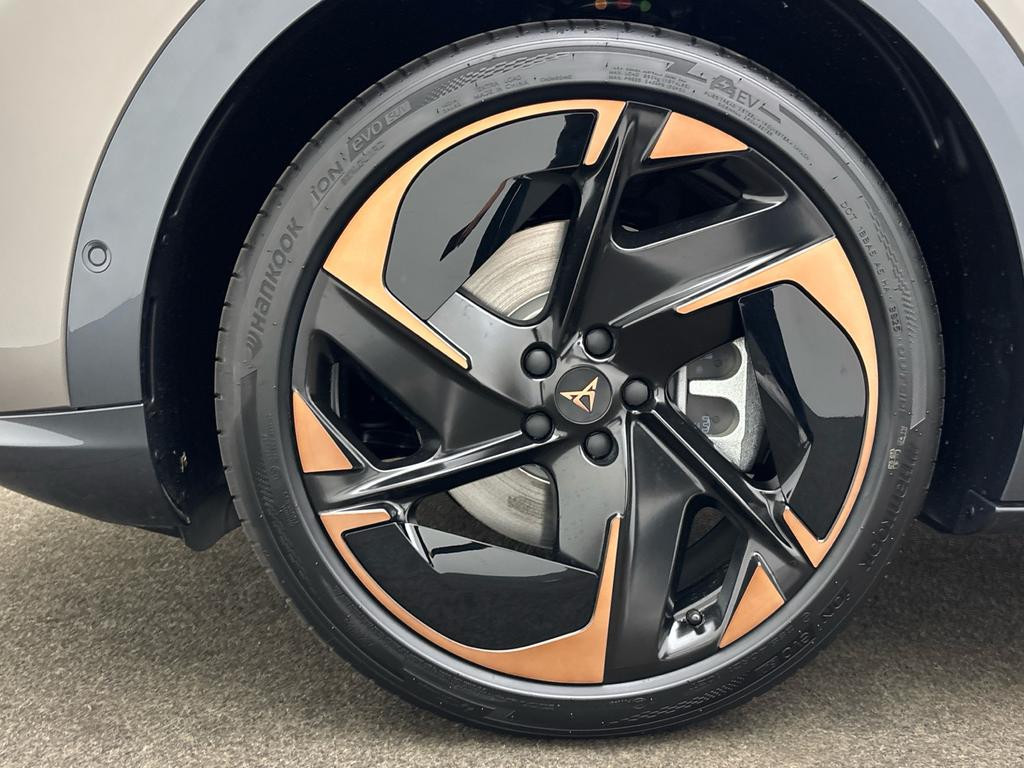 Cupra Tavascan