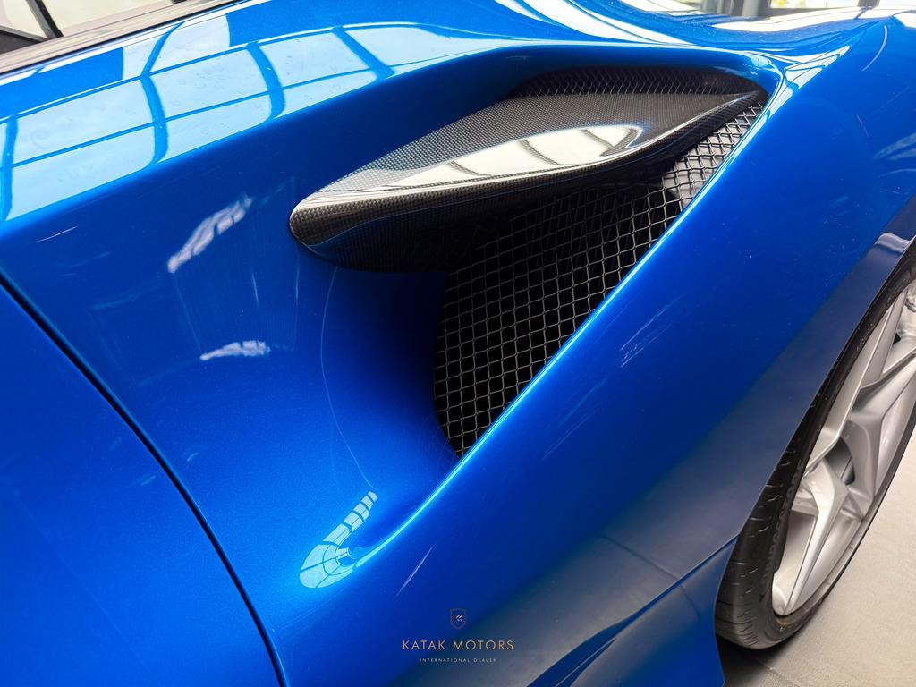 Ferrari F8