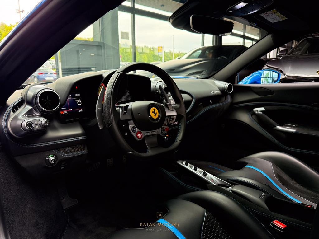 Ferrari F8