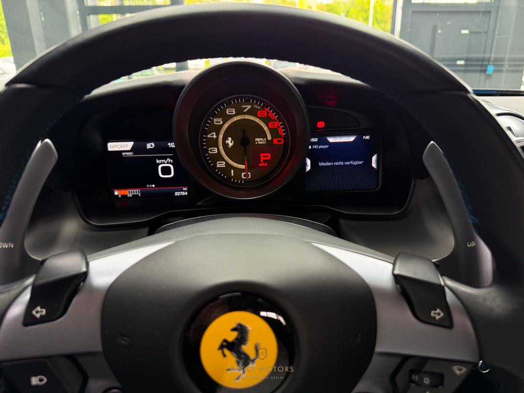 Ferrari F8