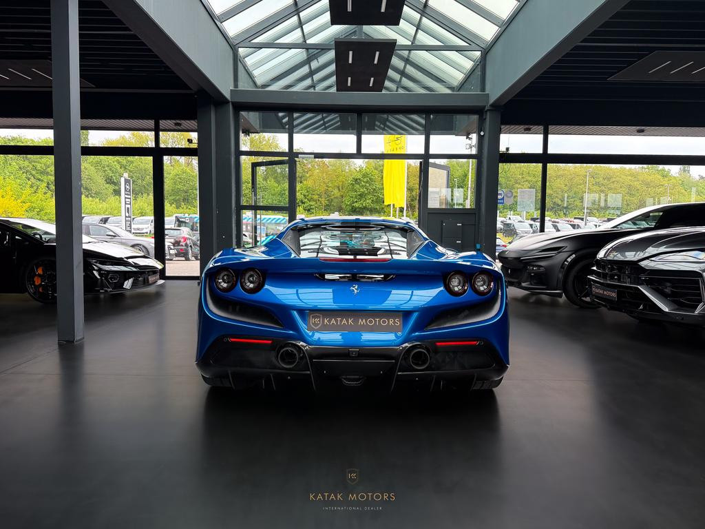 Ferrari F8