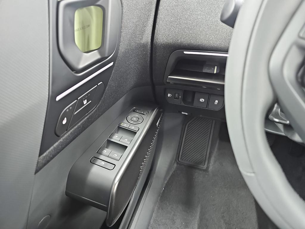 Kia EV2