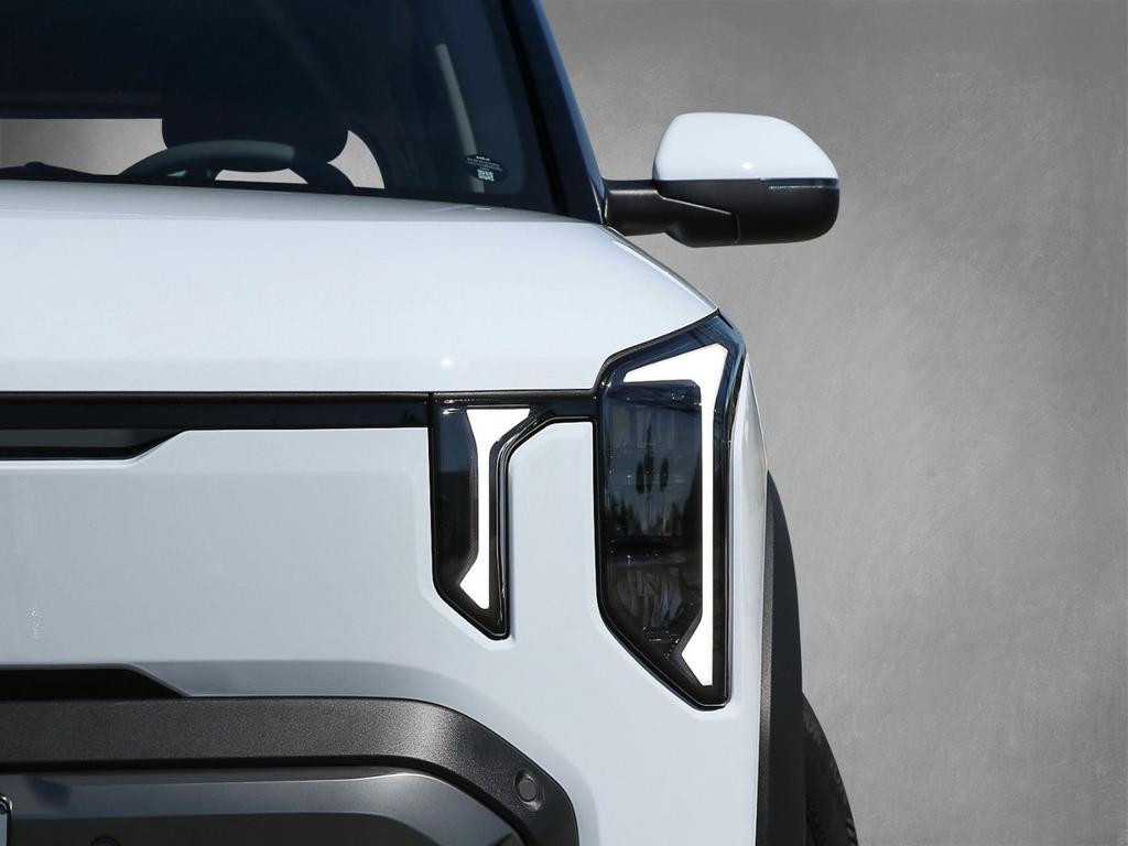 Kia EV2