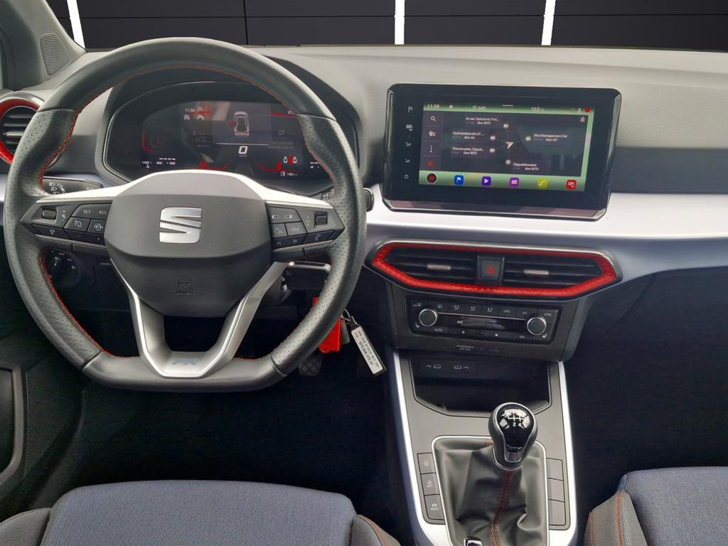 Seat Arona