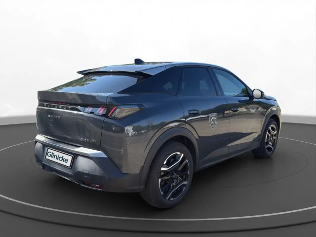 Peugeot E-3008