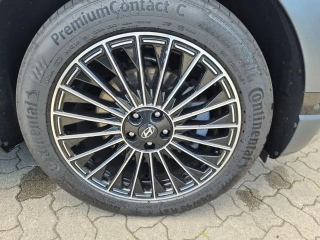 Hyundai IONIQ 9