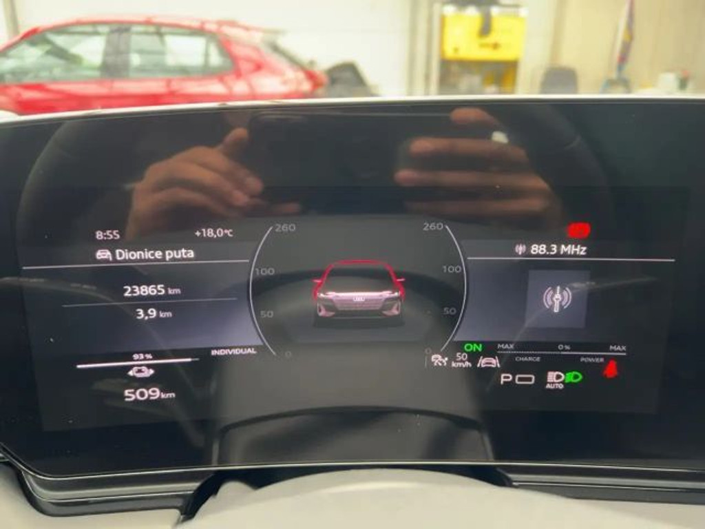 Audi A6 e-tron