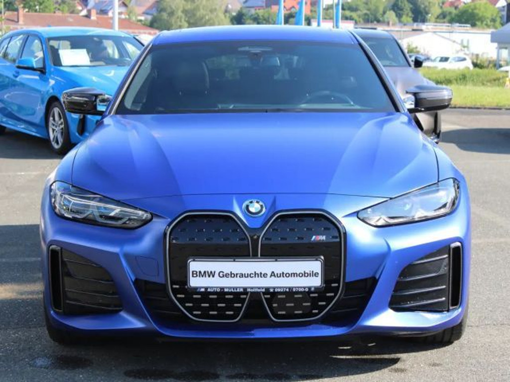 BMW i4