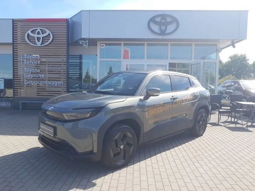 Toyota Urban Cruiser BEV  61kWh / 128 kW - Teamplayer -