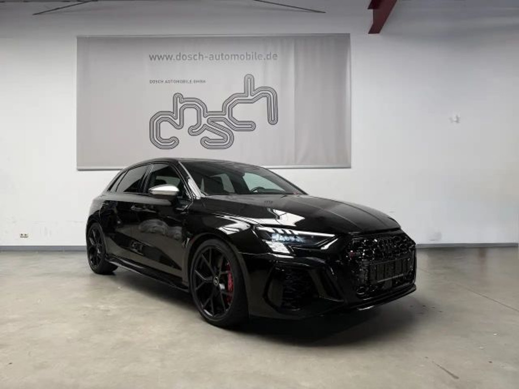 Audi RS3 Sportback Sedan Quattro