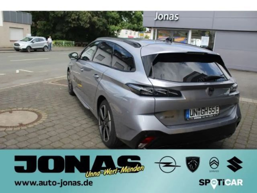 Peugeot e-308