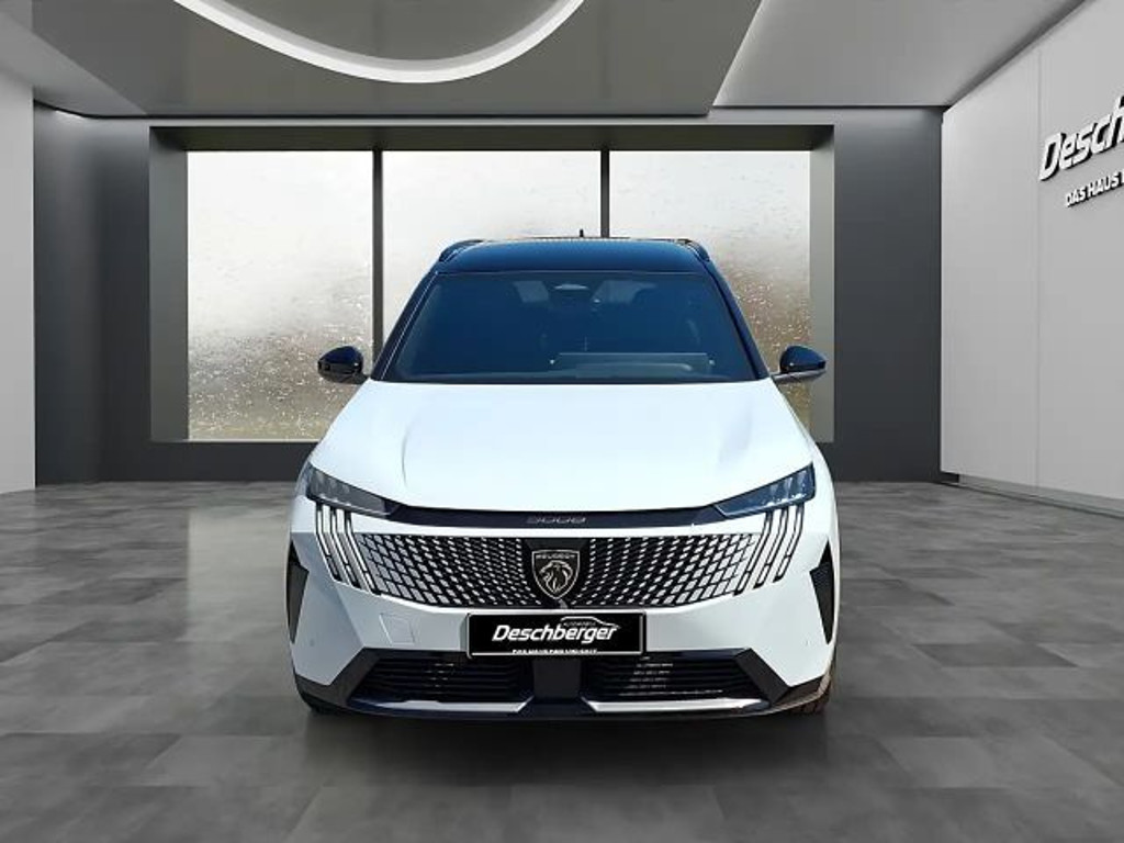 Peugeot E-5008