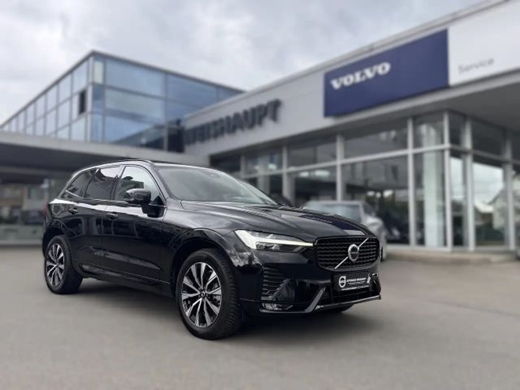 Volvo XC60 AWD Plus Dark