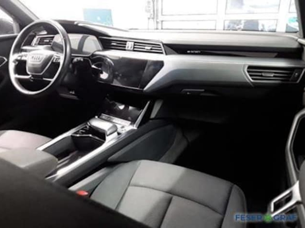 Audi Q8 e-tron