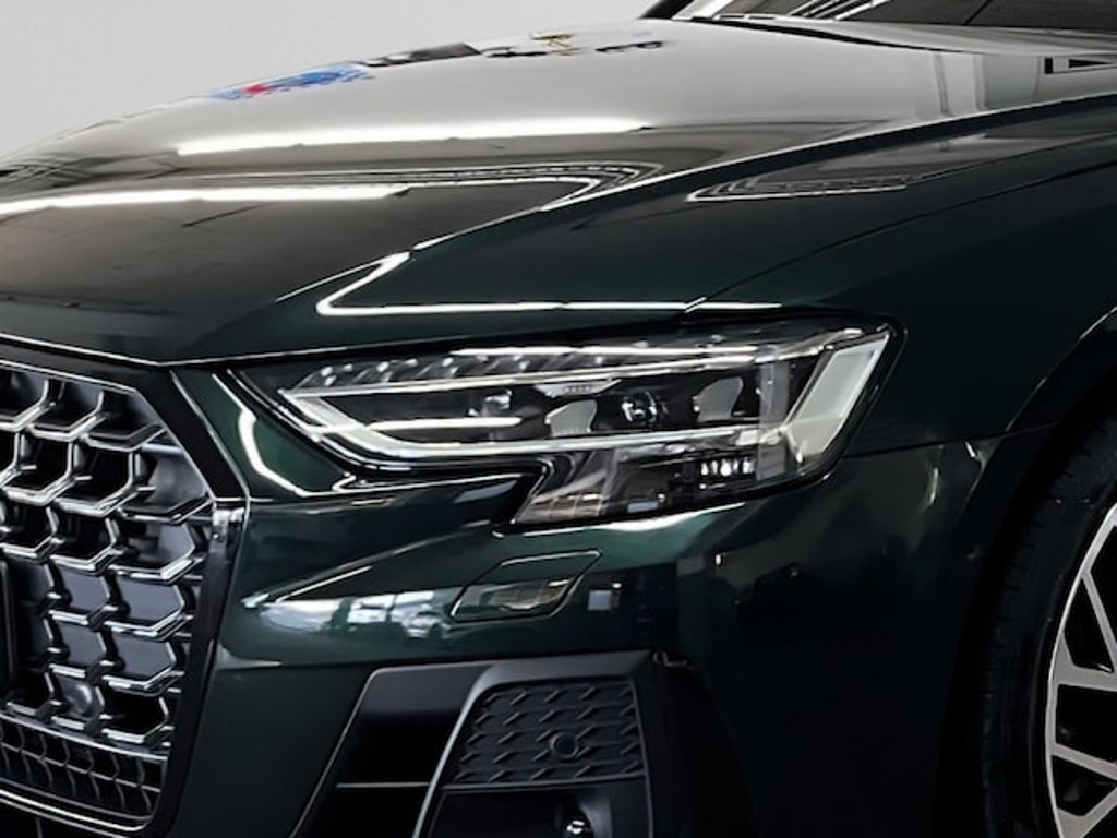 Audi S8